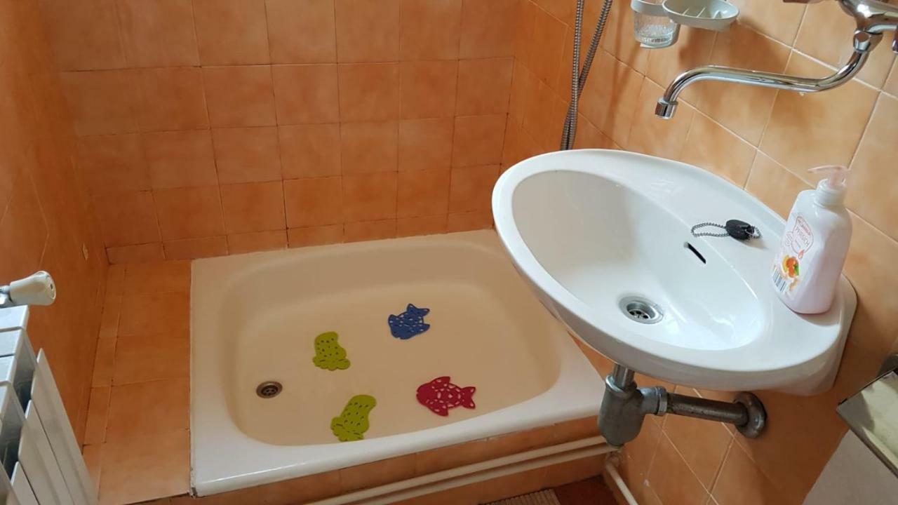 Apartamani Katarina Vl.Ilija Jusup Apartment Starigrad Paklenica Ngoại thất bức ảnh