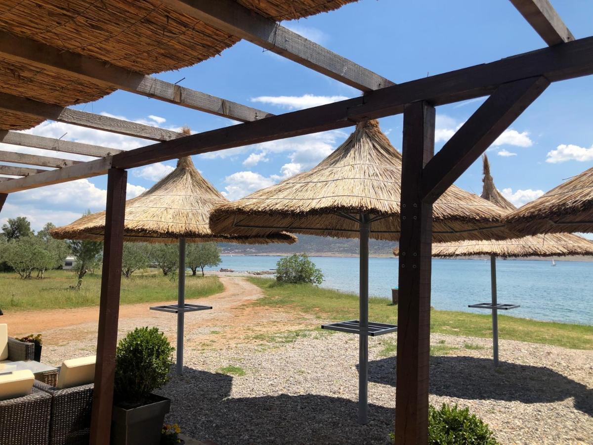 Apartamani Katarina Vl.Ilija Jusup Apartment Starigrad Paklenica Ngoại thất bức ảnh